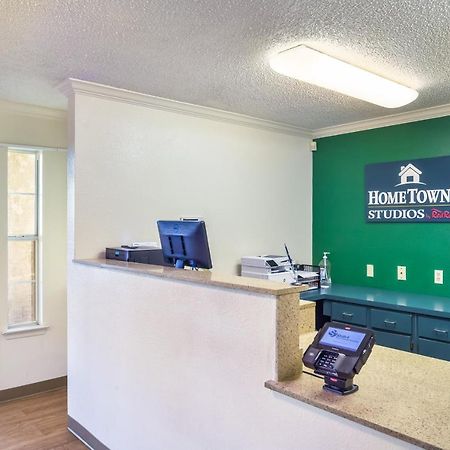 Hometowne Studios By Red Roof Dallas - North Addison - Tollway Ngoại thất bức ảnh